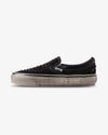 Vans OTW, Classic Slip On, Pearlised Series, black sneakers, women, side view