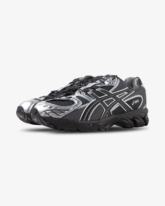 Asics Gel-Nimbus 10.1 x UNAFFECTED, Silver Black, women sneaker, front view