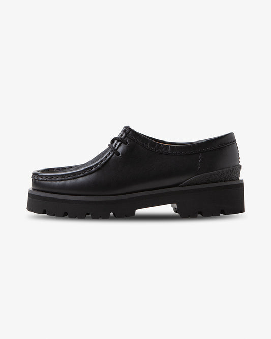Clarks Originals, Walla Yukoner, black loafers, women, side view