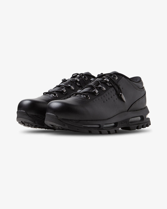 Nike Sportswear, Goadome Low, ACG,  black sneaker, women, footwear, front view