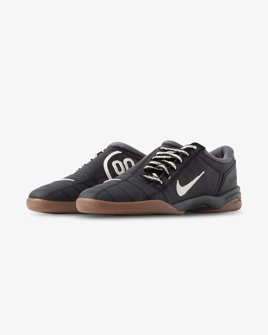 Nike Total 90 Black/Coconut Milk/Dark Gum