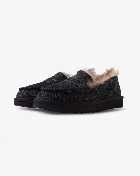 Ugg W Ellis Loafer Black, furry loafer, front view